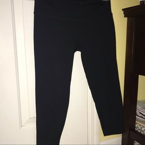 Black Cropped Leggings